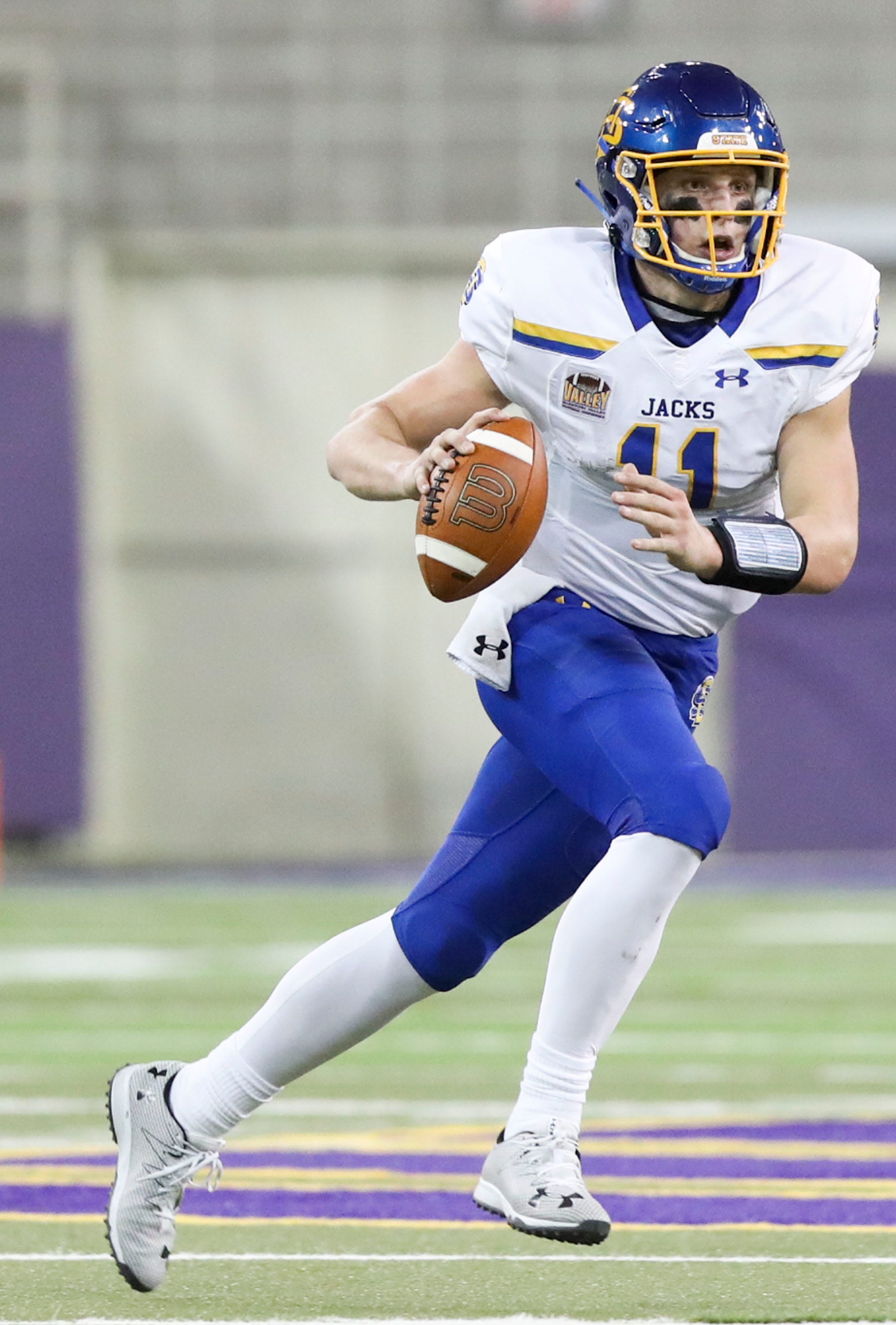 South Dakota State football quarterback Mark Gronowski poised to star