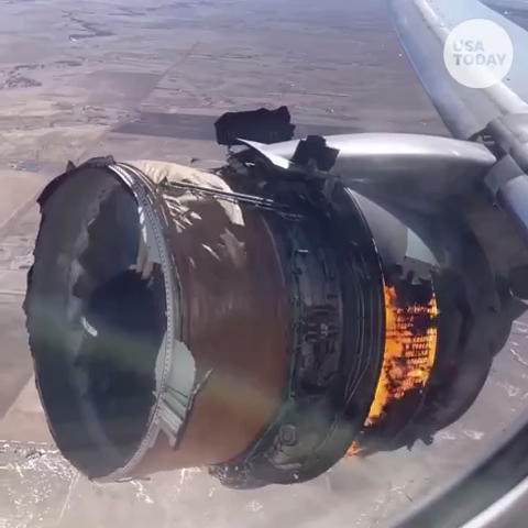 United Airlines Boeing 777 returned to Denver Inte