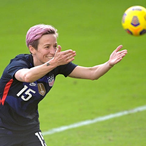 Megan Rapinoe blew a kiss to the camera after scor