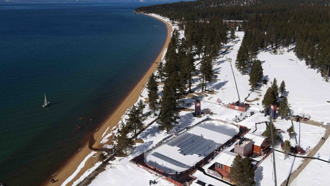 NHL at Lake Tahoe: Bruins rout Flyers behind David ...