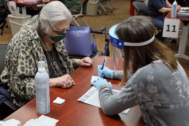 Augusta Health, in partnership with Central Shenandoah Health District, is conducting offsite vaccination clinics for the medically vulnerable and individuals with mobility issues.