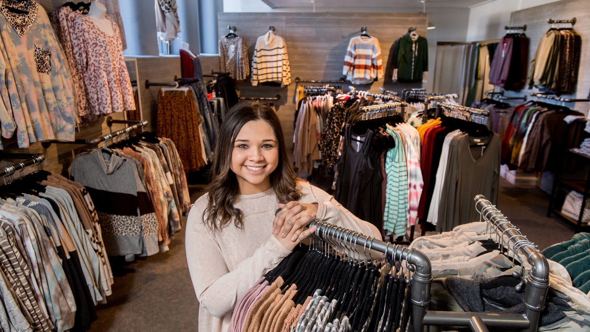 Justice Parker of Peoria opened up her new clothing boutique Hello Poppy Boutique in November at 114 State St. Suite 1B in Peoria’s Warehouse District.