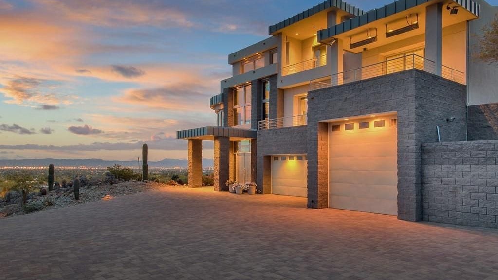 COOL HOME