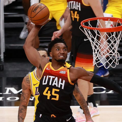 Donovan Mitchell was one of six Jazz players to sc