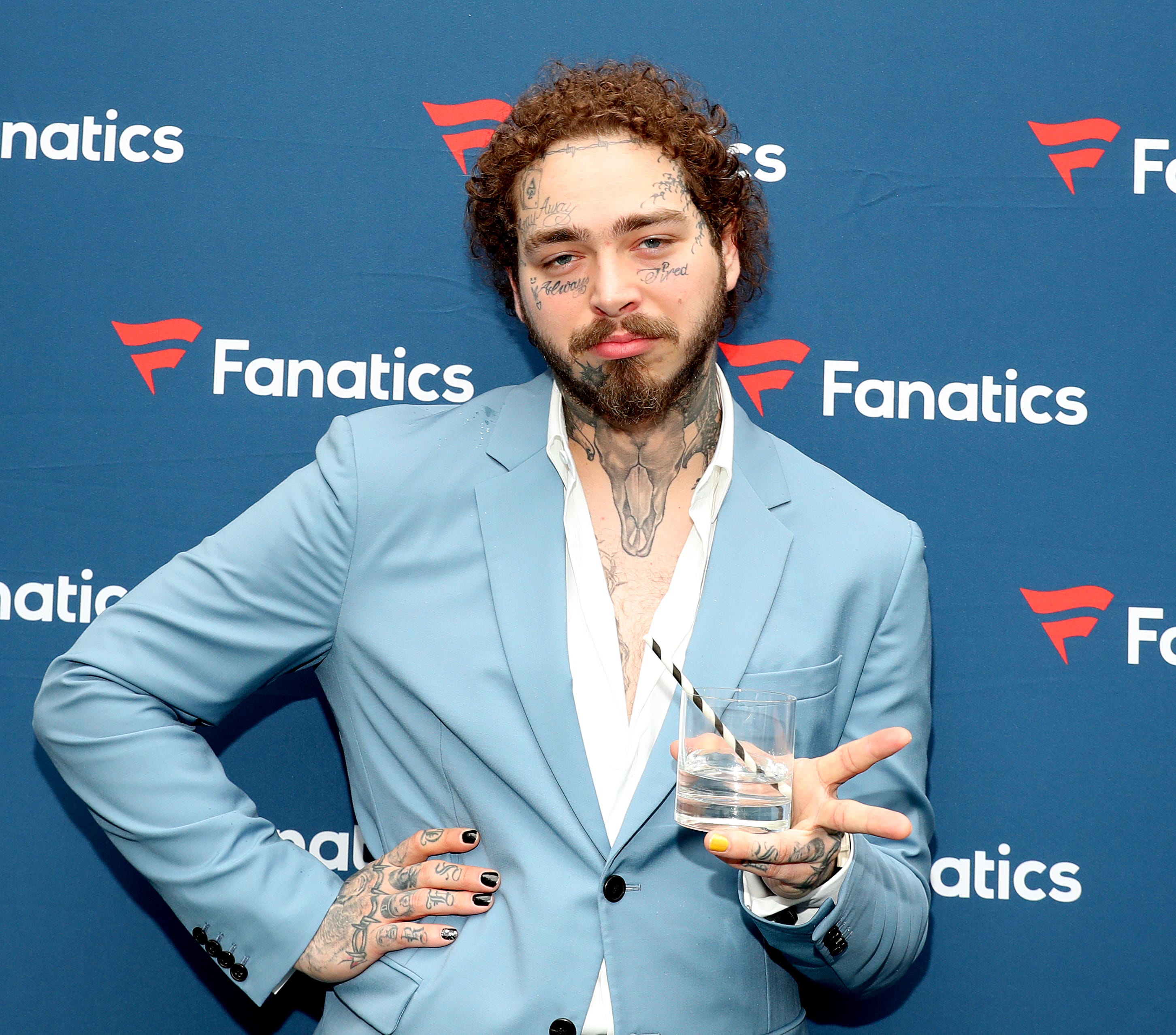 Post Malone S Hootie And The Blowfish Cover Includes Cowboys Tweak