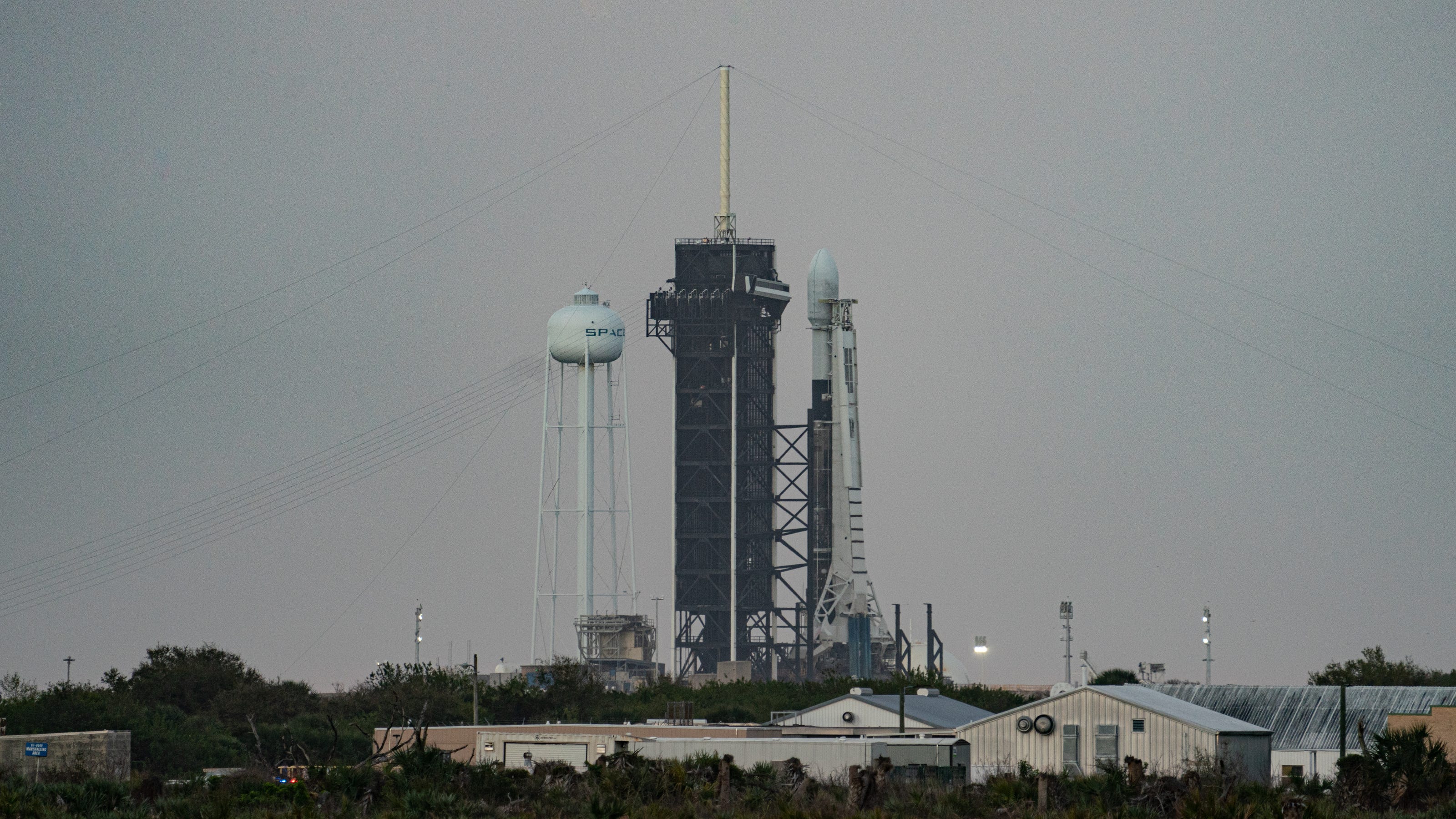 SpaceX delays upcoming Starlink launch from Kennedy Space Center, shifts window - Florida Today