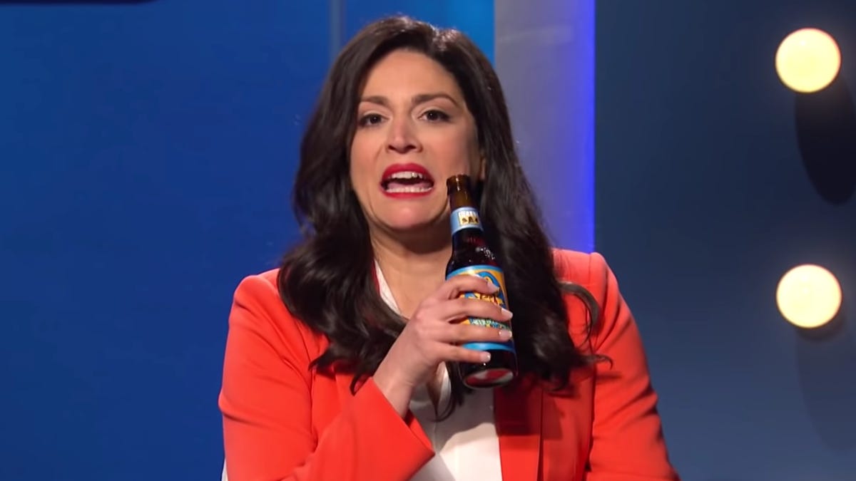 SNL’s Cecily Strong repeats Whitmer’s role in drafting the vaccine program