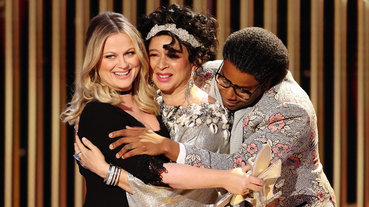 Amy Poehler, Maya Rudolph, and Kenan Thompson at the 78th Annual Golden Globe Awards held at the Beverly Hilton Hotel.