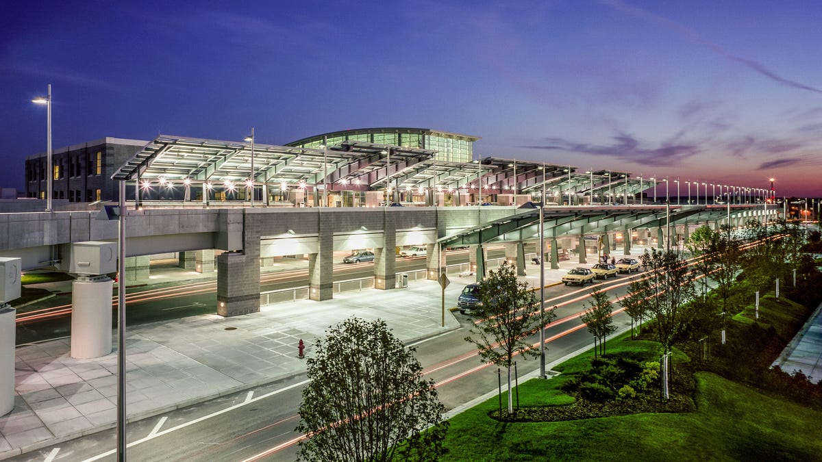 US airports The top 10 small airports, according to 10Best readers