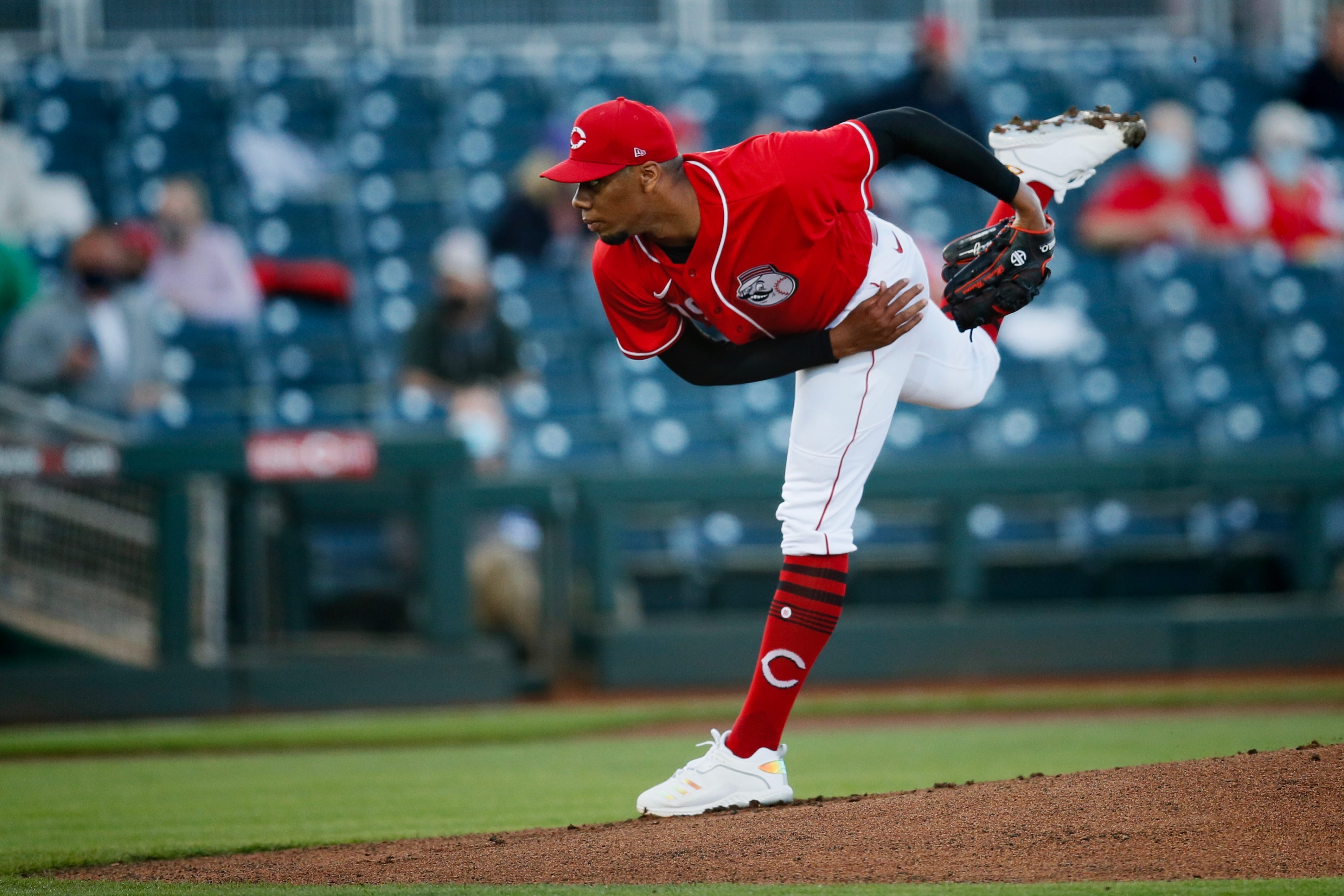 Paul Daugherty Column On Hunter Greene Going To Louisville Bats Mlb