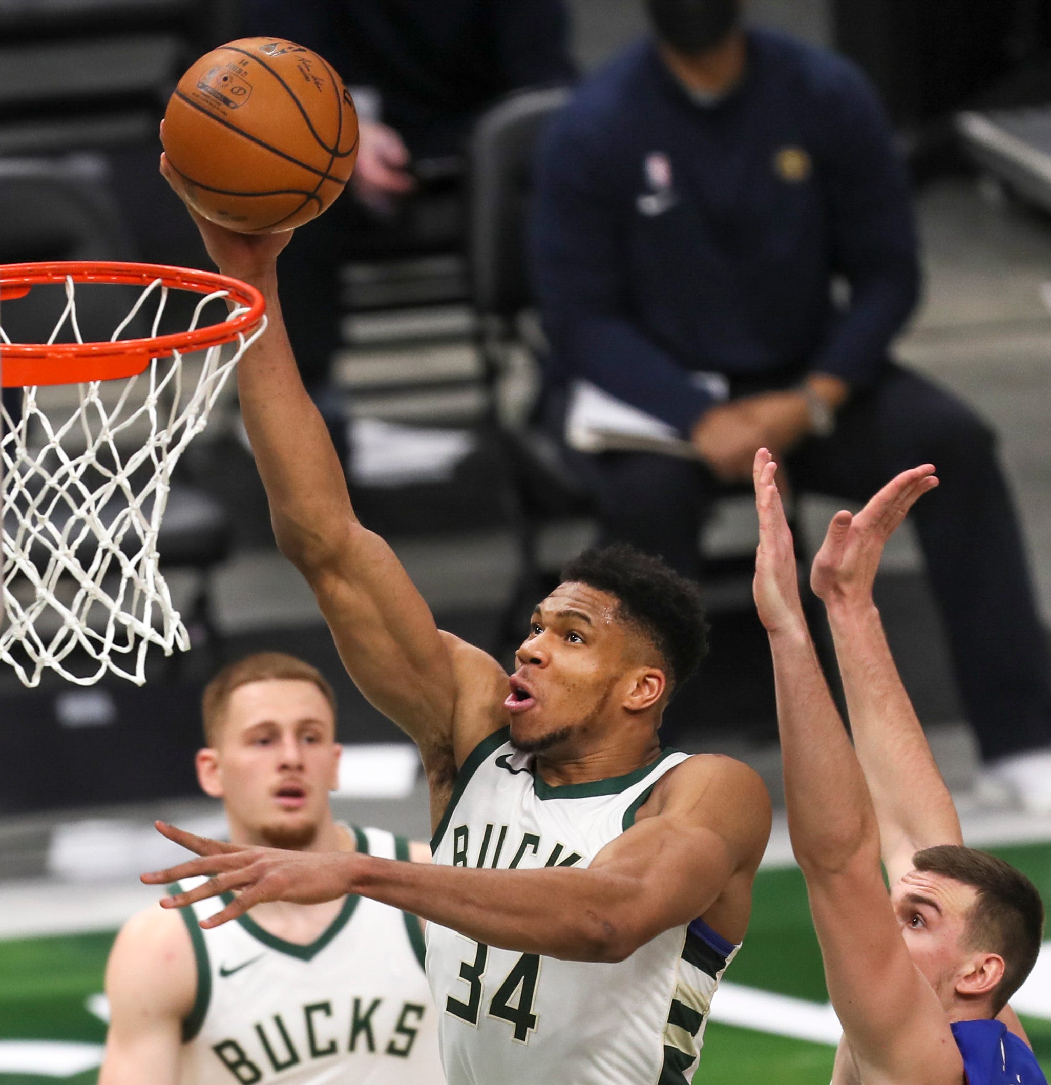 How Giannis Antetokounmpo is working to win a third ...
