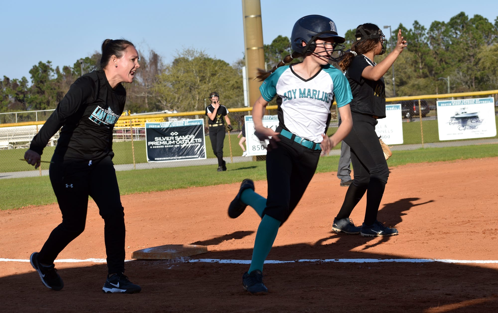 Destin Marlins softball shutout Meigs in season opener