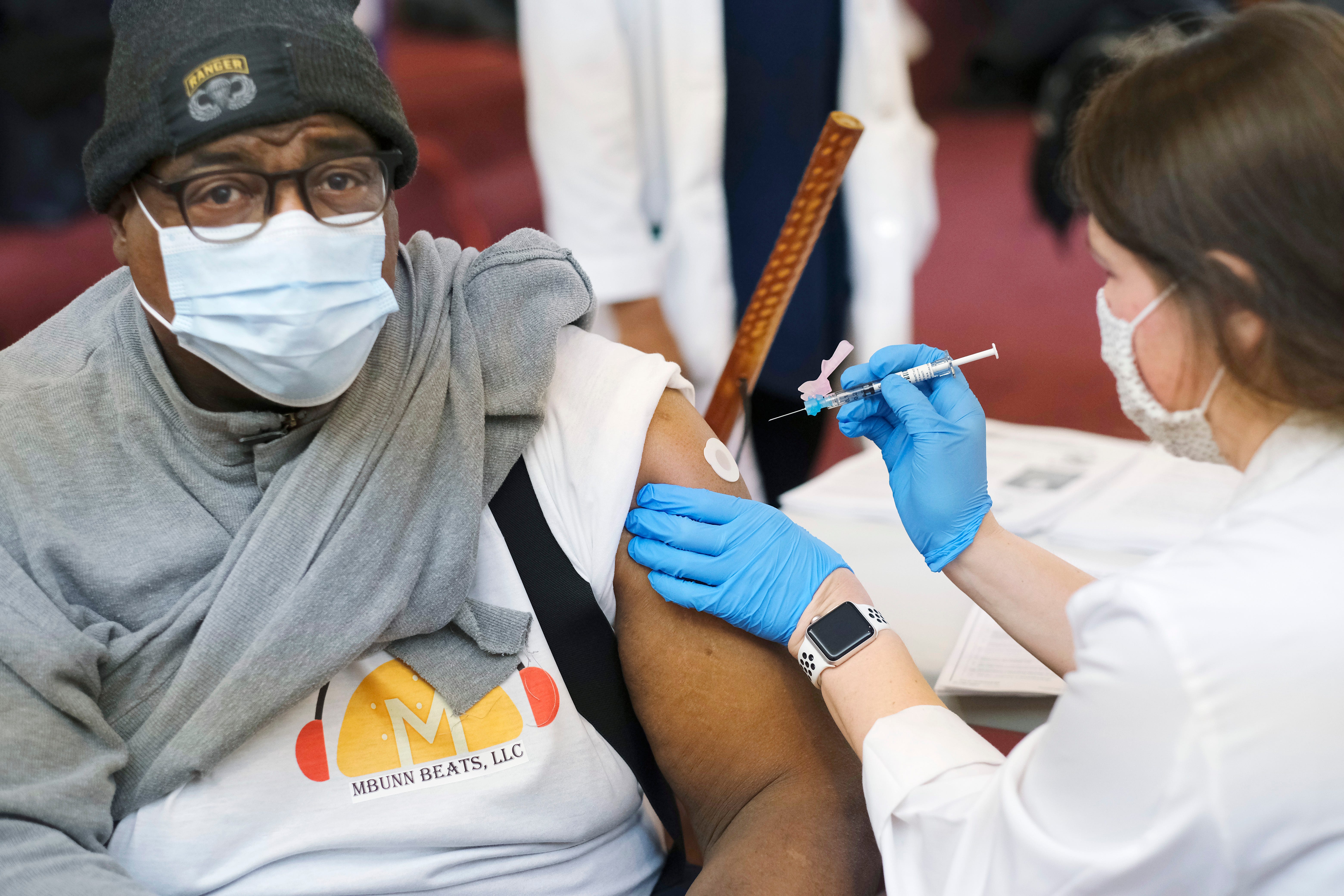 Oklahoma COVID tracker Daily updates on cases, deaths, vaccines