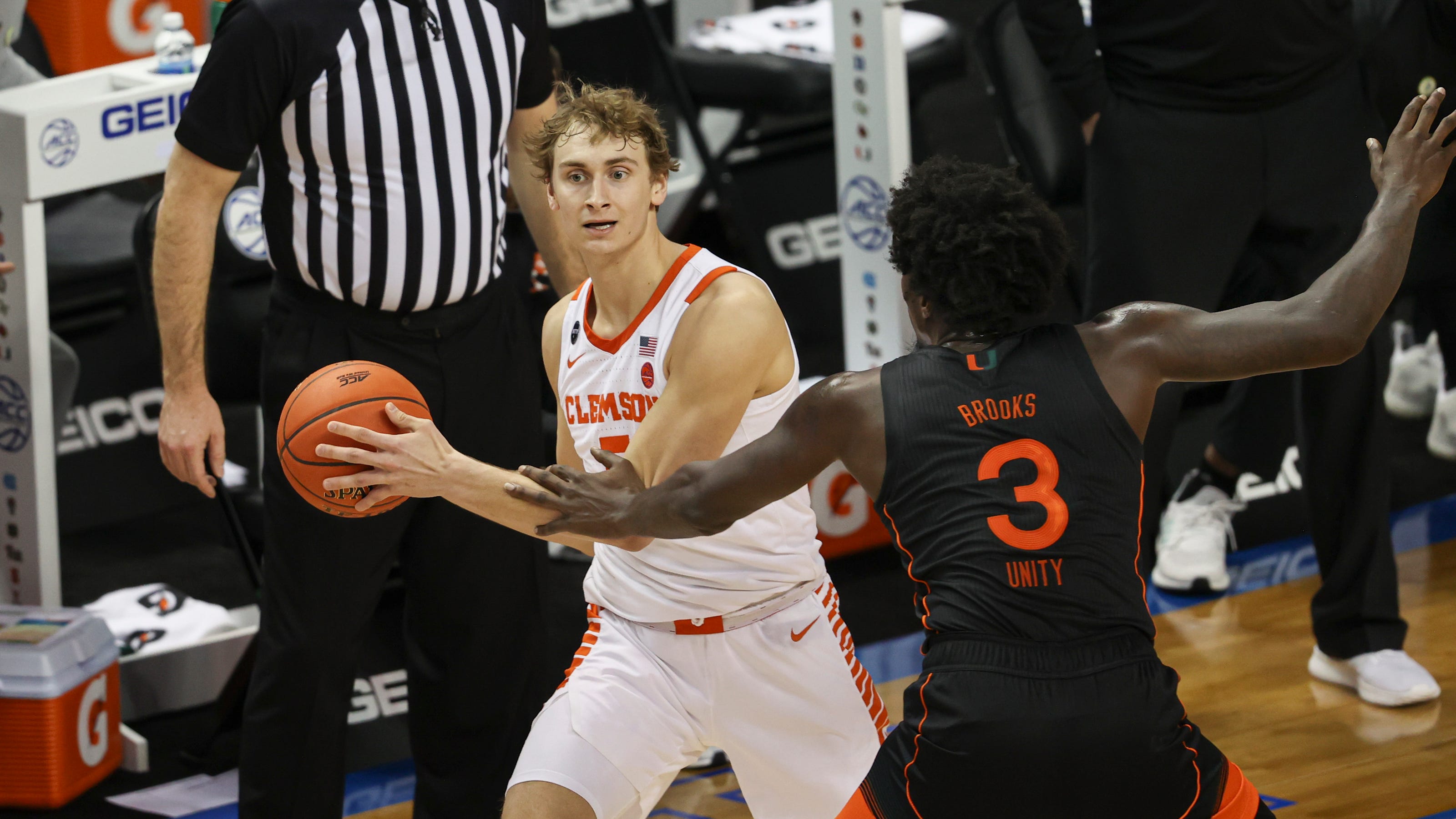 How many ACC teams made the NCAA Tournament in 2021?