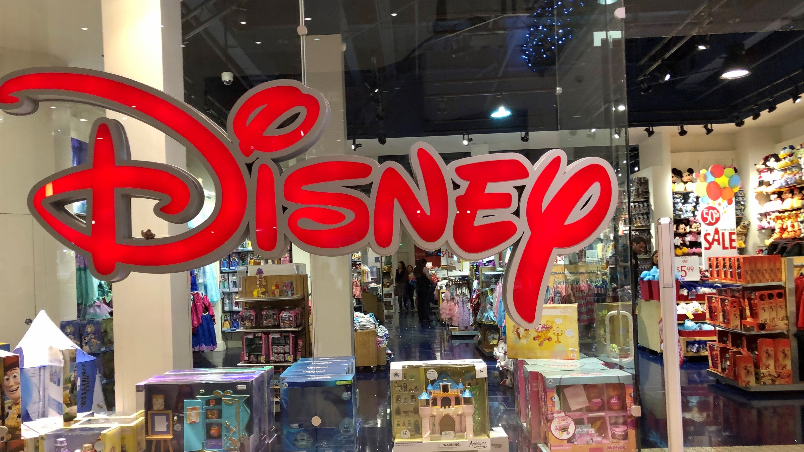 El Paso's Disney Store