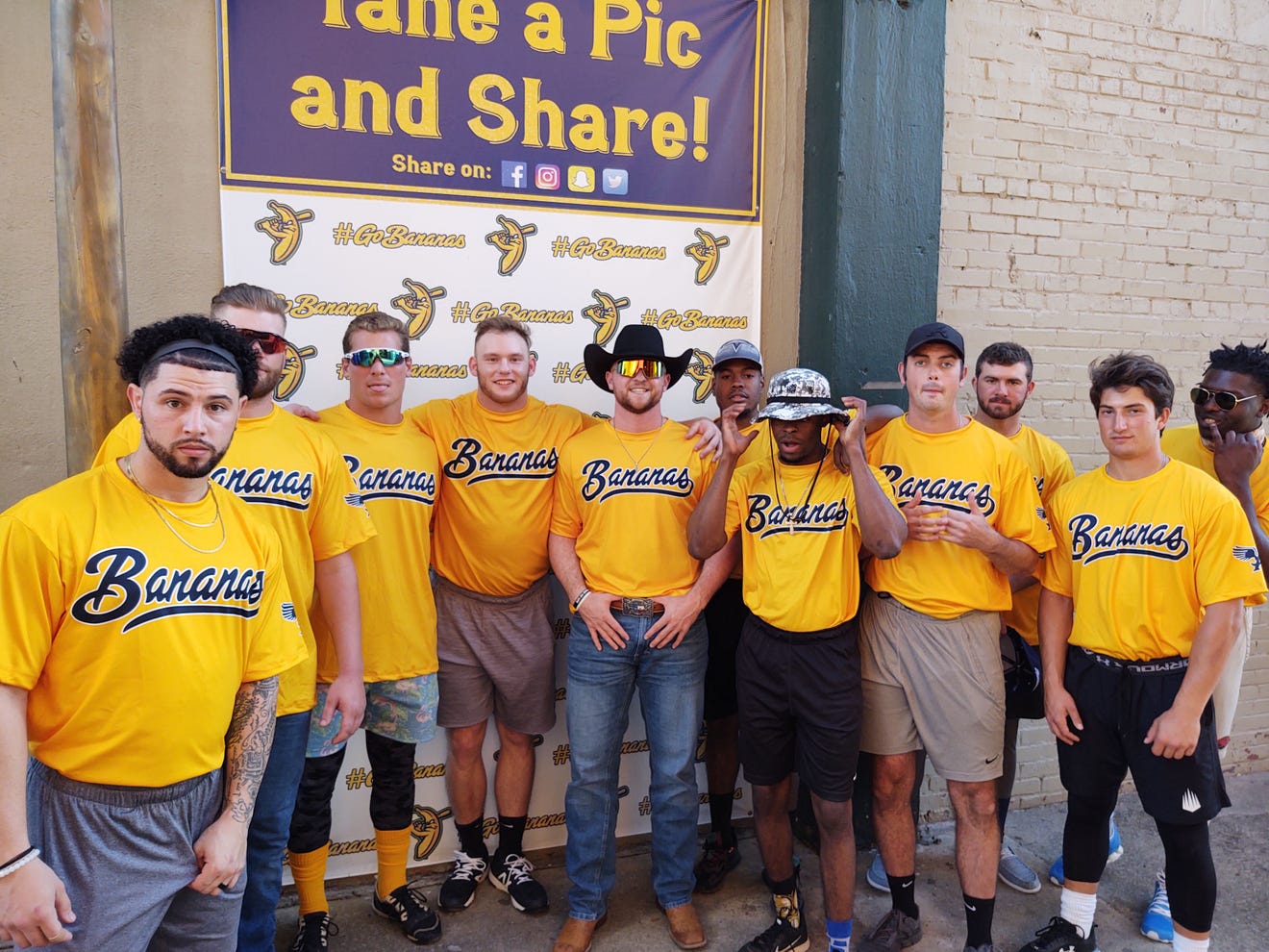 Savannah Bananas baseball new Premeir Team faces Party Animals