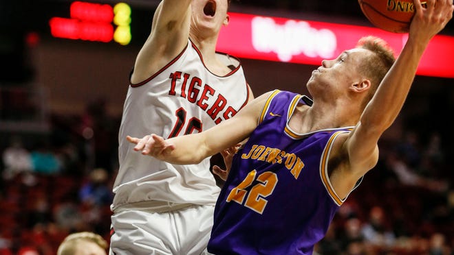 Iowa Boys State Tournament Johnston Stomps No 1 Cedar Falls To Reach Class 4a Final Iowa Class 4a State Championship Basketball Boys 2022