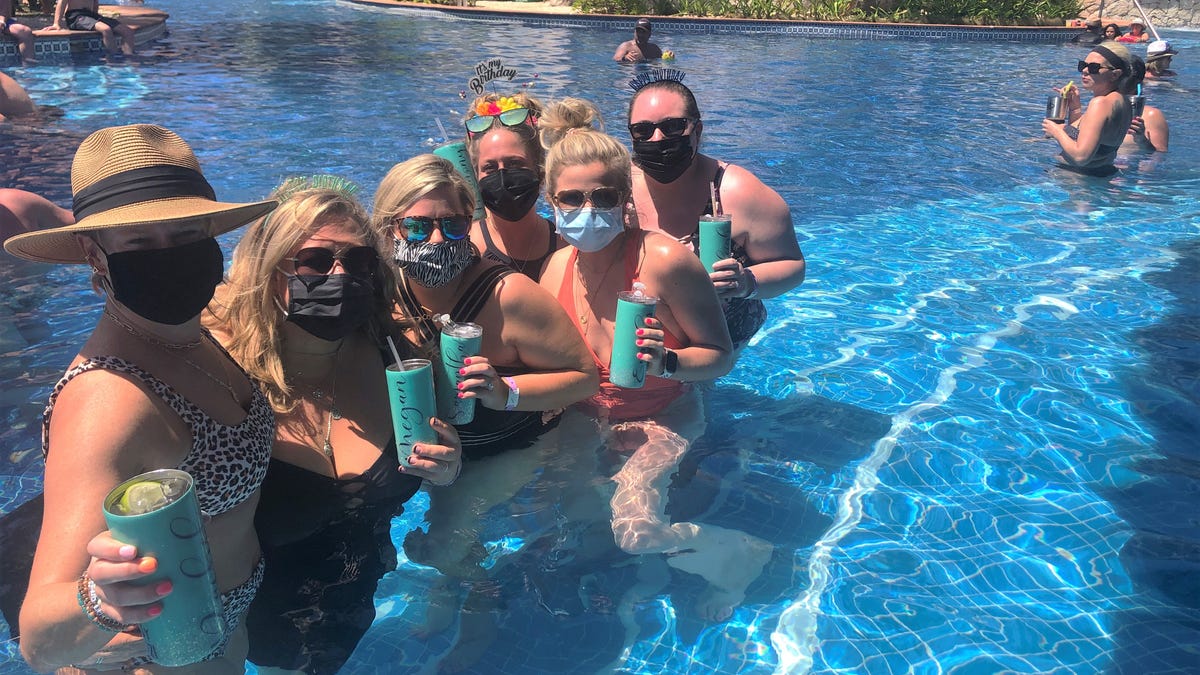 Cancun spring break: Tourists in Mexico amid COVID-19 explain why
