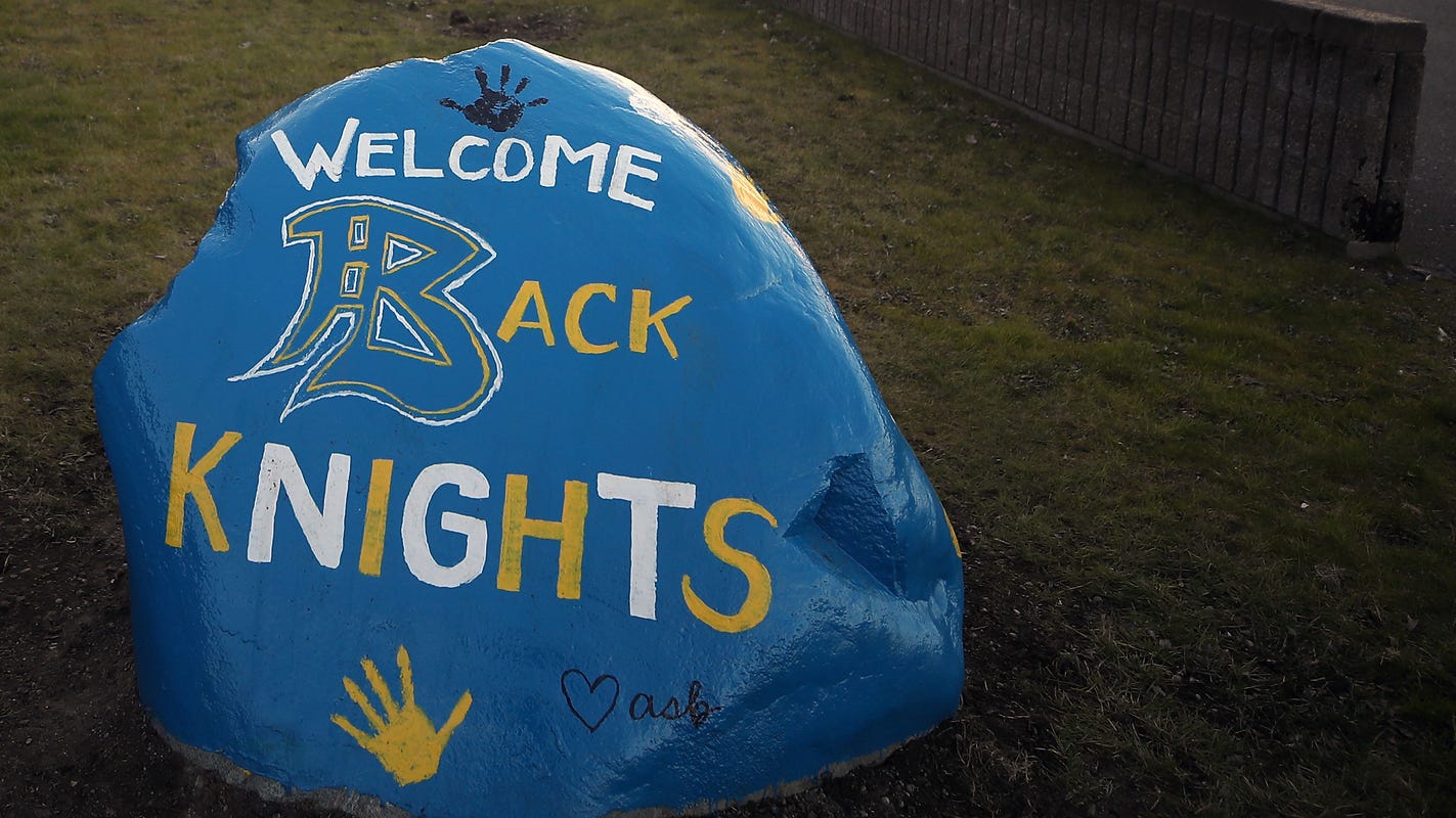 Bremerton High School’s 'spirit rock' promotes unity, school spirit