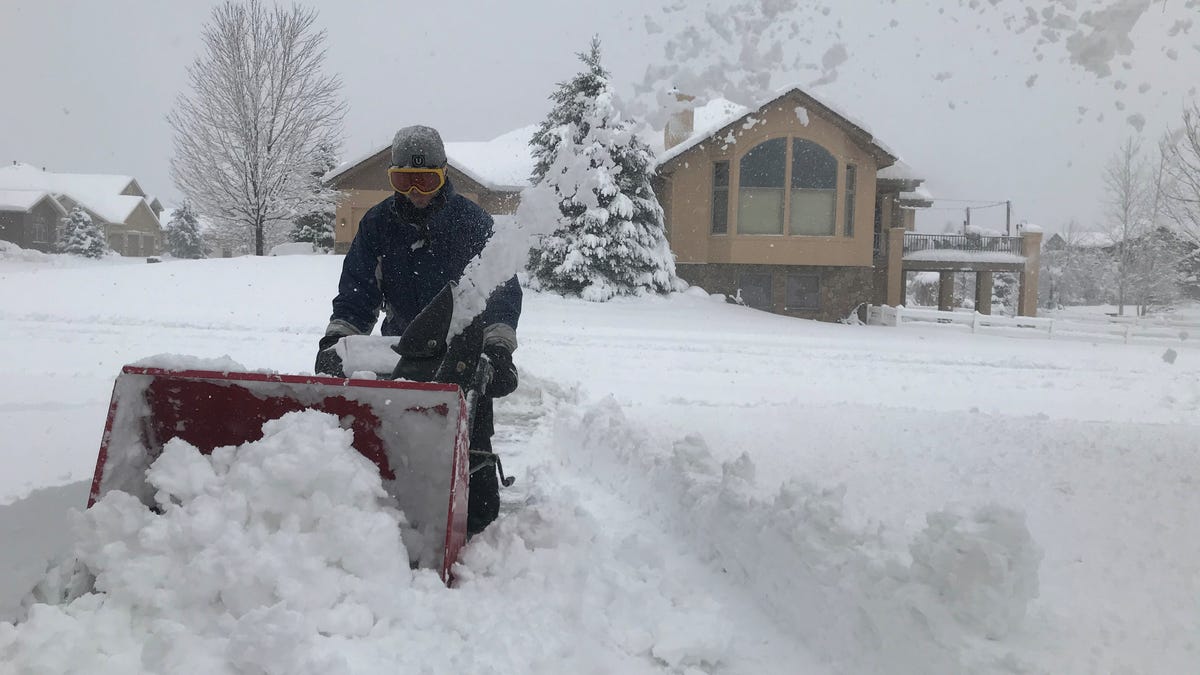 Total snowfalls from the great Colorado storm piling up at Fort Collins on Sunday