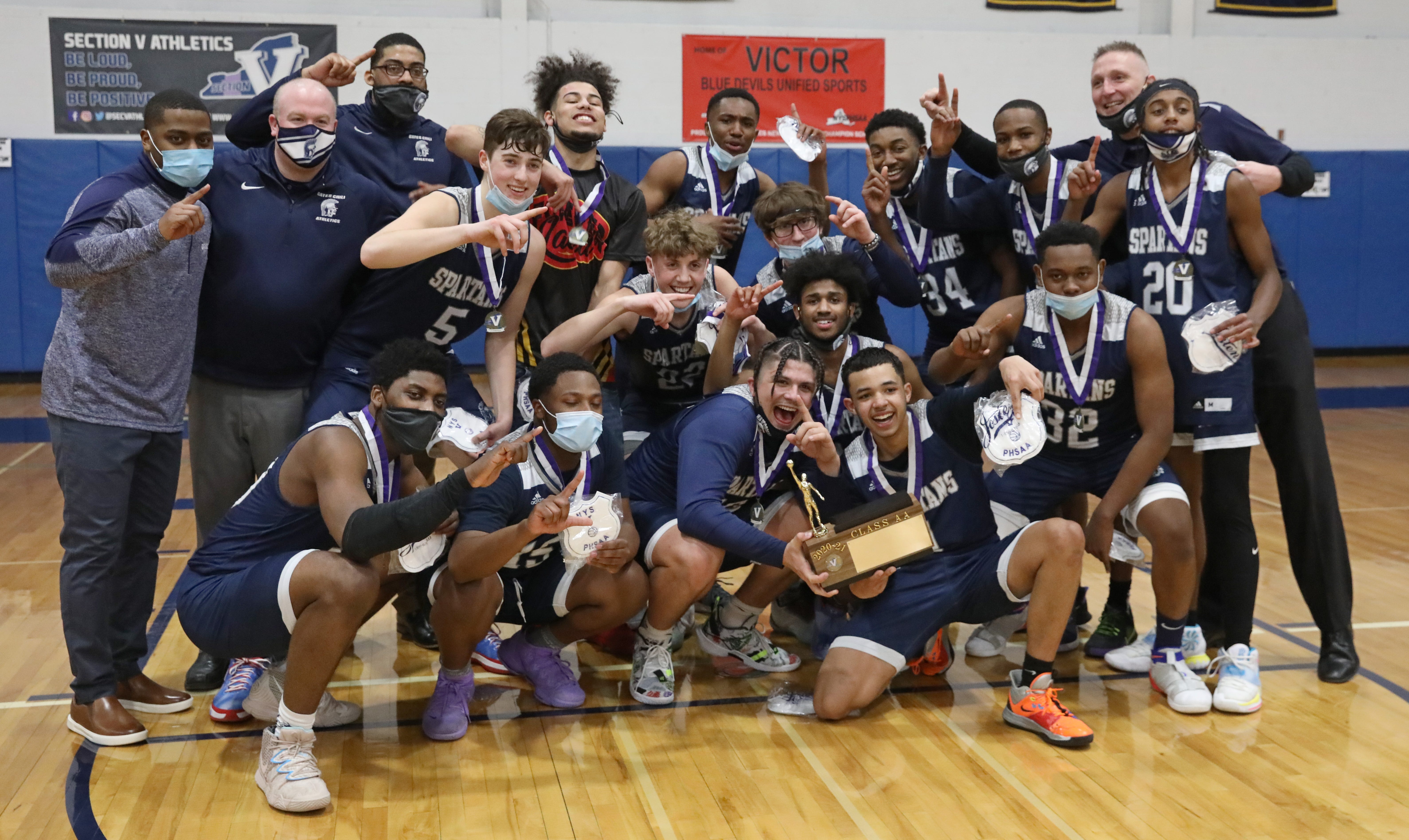 Gates Chili takes down Victor in OT for Section V basketball title