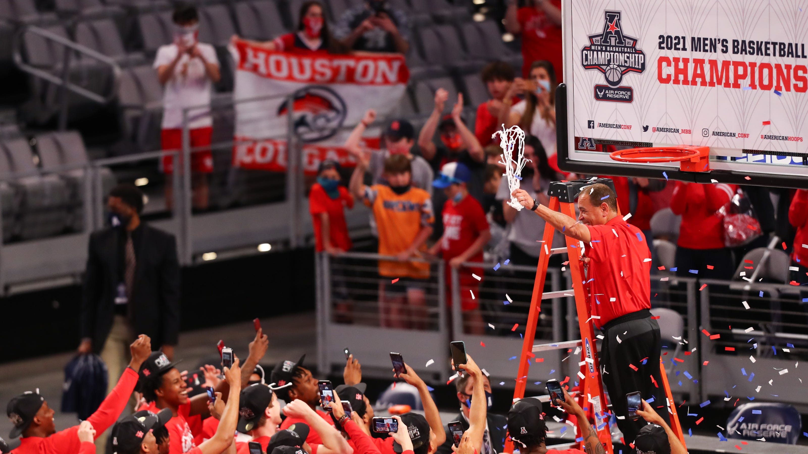 This NCAA tournament is proof AAC has a basketball problem This NCAA tournament is proof AAC has a basketball problem