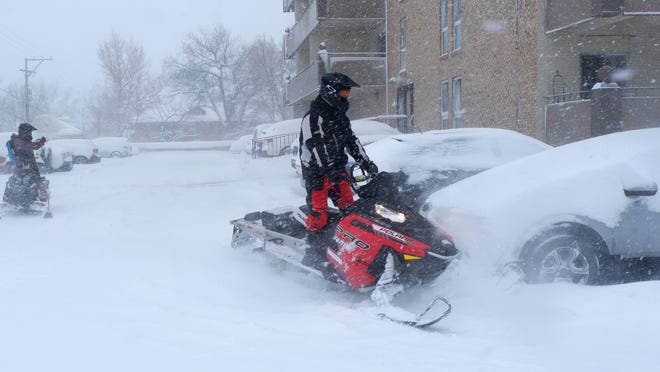 Giant Winter Storm Slams Colorado And Wyoming With Record Snow Levels Giant Winter Storm Slams Colorado And Wyoming With Record Snow Levels