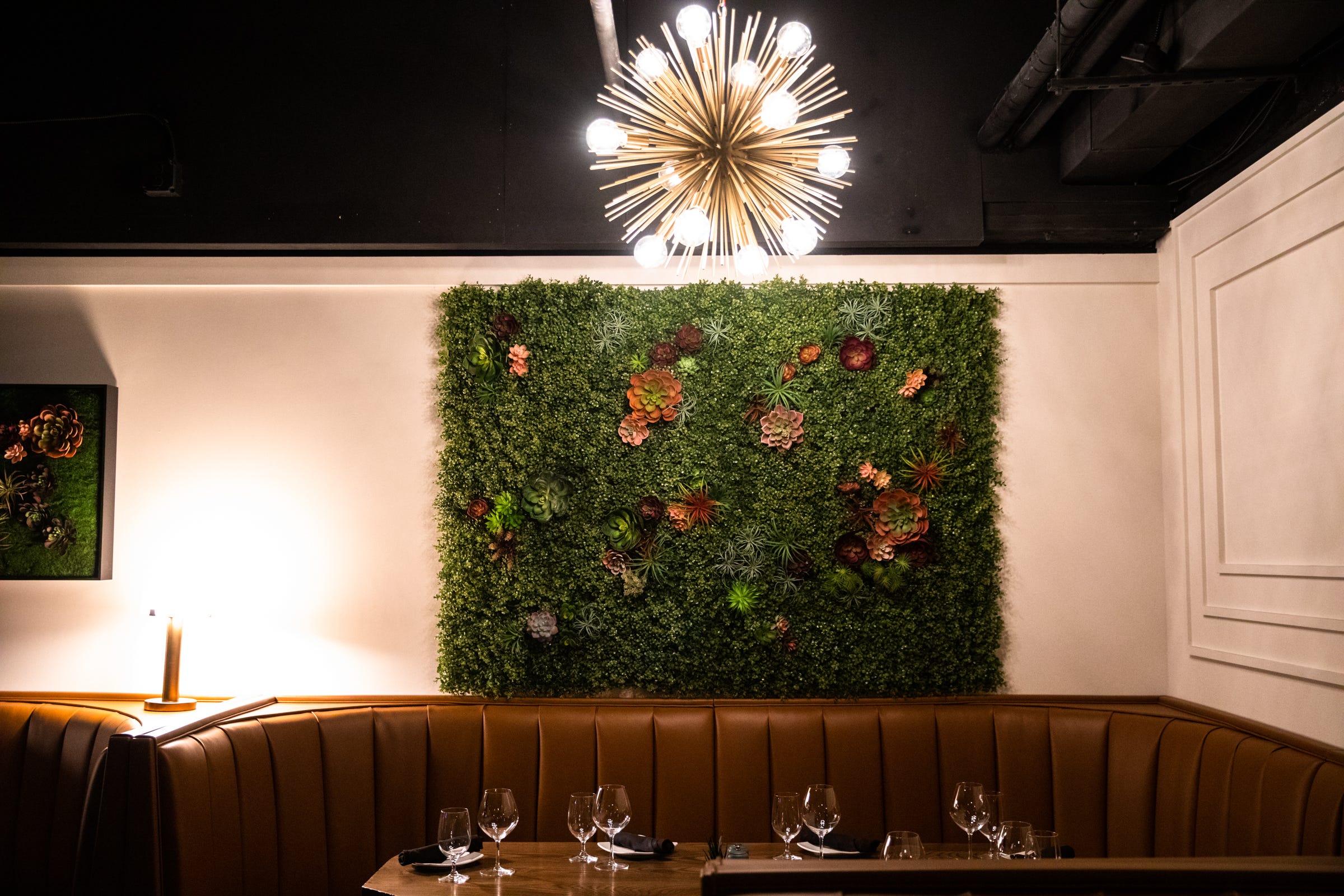 Coral Greenville brings fresh seafood to downtown Greenville