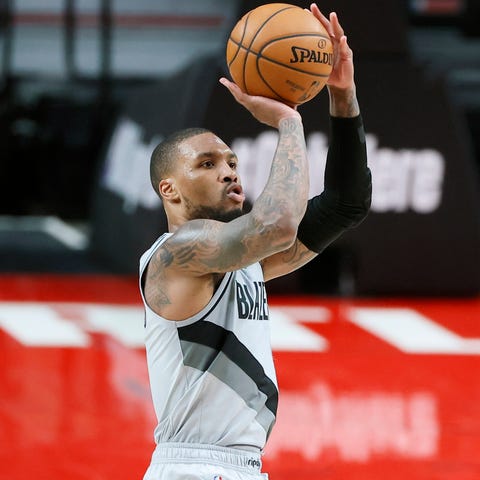 Damian Lillard is now tied for seventh in NBA hist