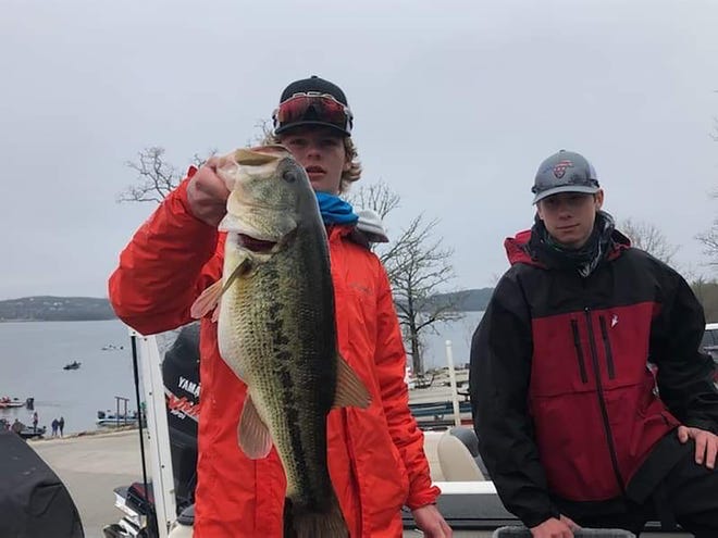 Circle high school, youth teams sweep record-breaking Kansas BASS Nation  events on Table Rock Lake in Missouri