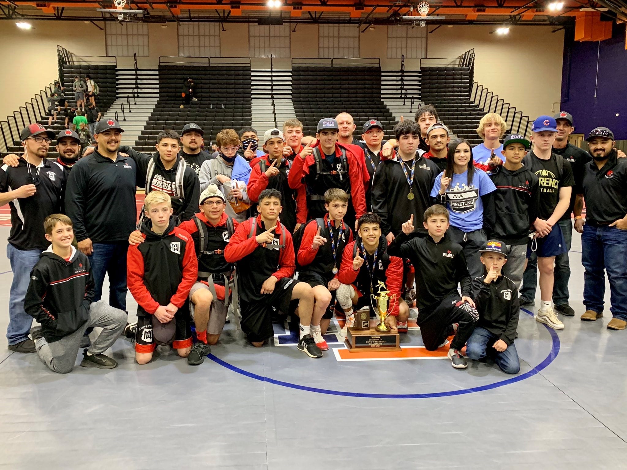 arizona-boys-wrestling-tucson-sunnyside-liberty-casteel-safford