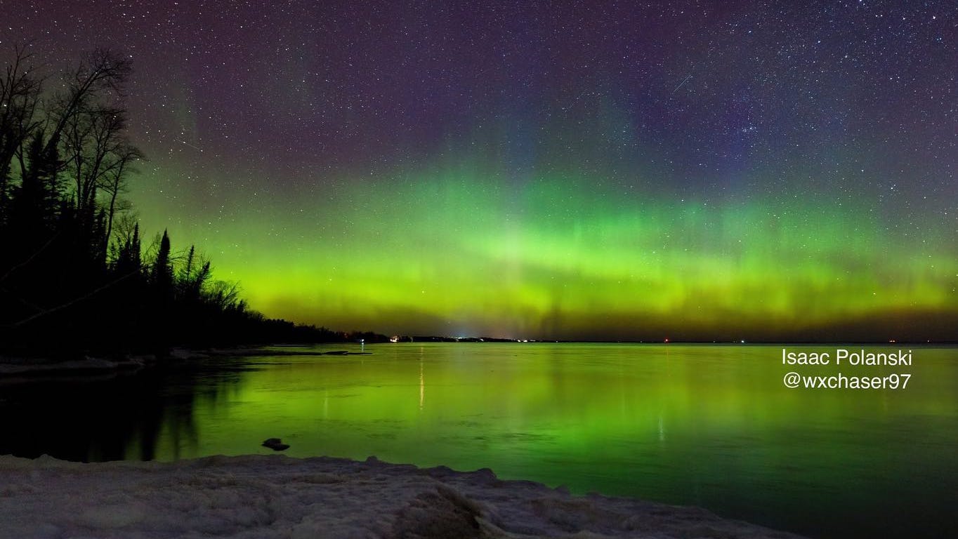 Northern lights appear in Michigan's Upper Peninsula over the weekend