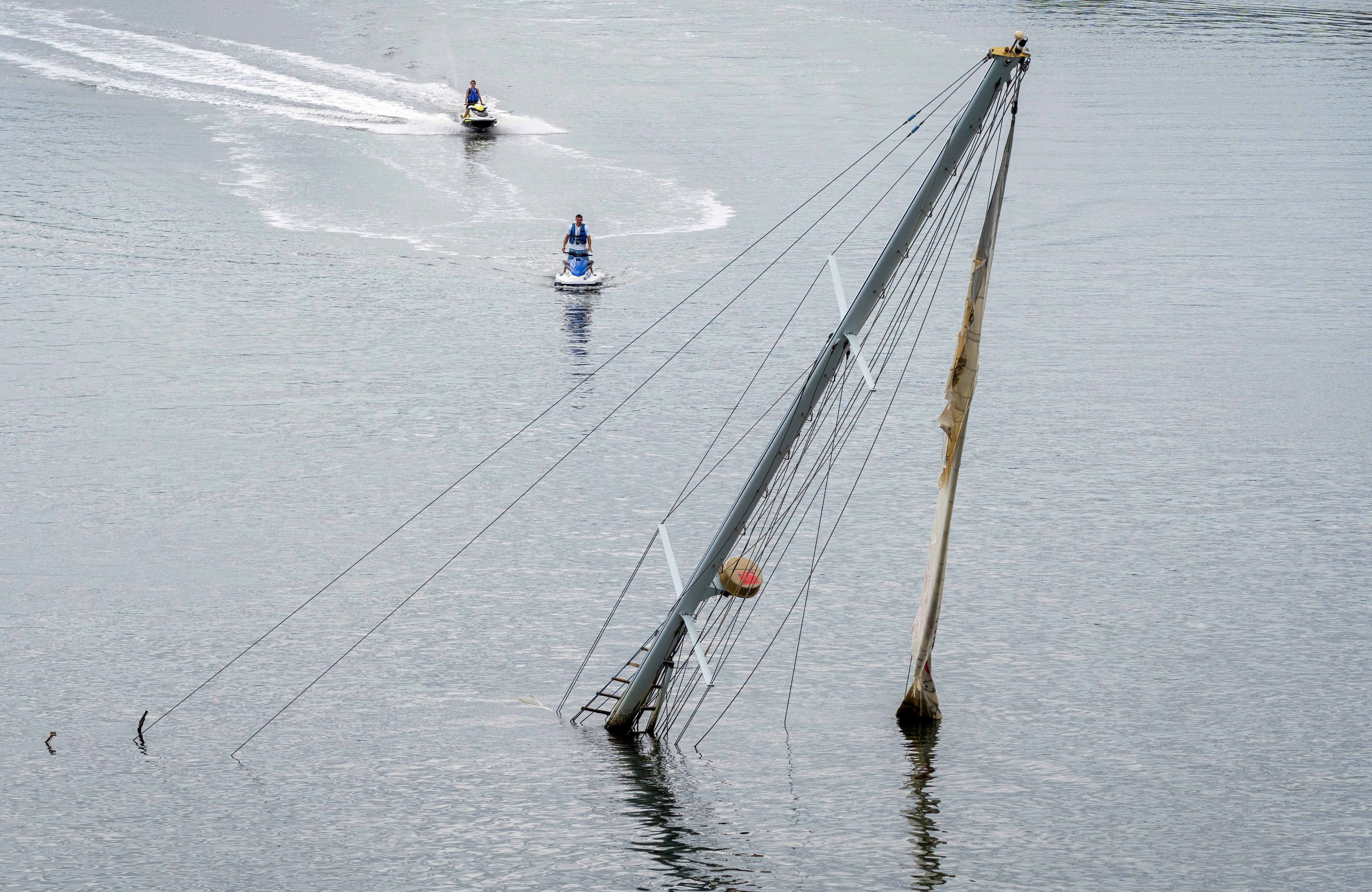 State bill targets derelict boats in Florida waterways 'They can do