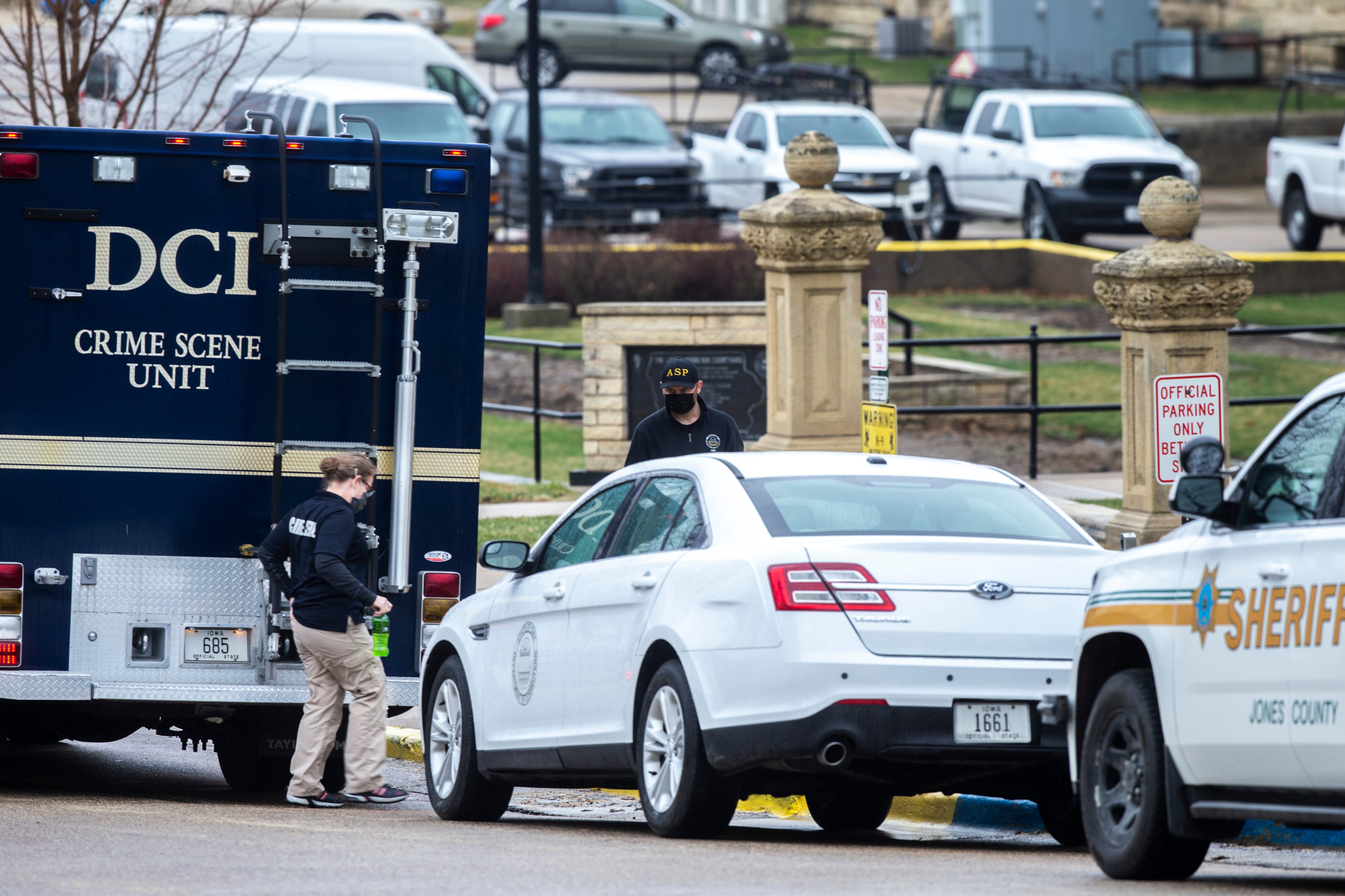 Anamosa Prison Inmatesseguin Busted
