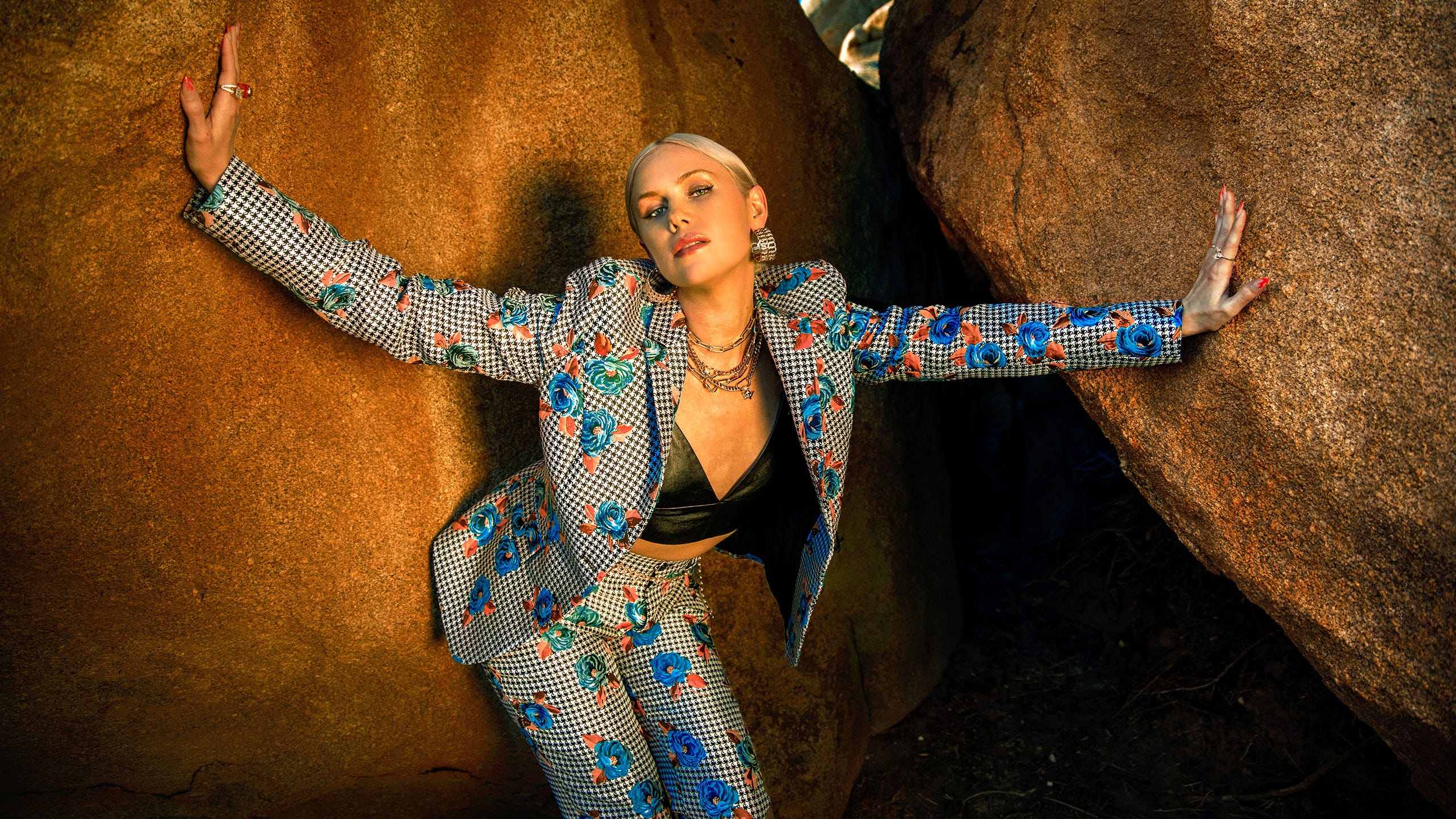 Download Chance The Rapper Appears On Milwaukee Native Grace Weber S New Single Thru The Fire