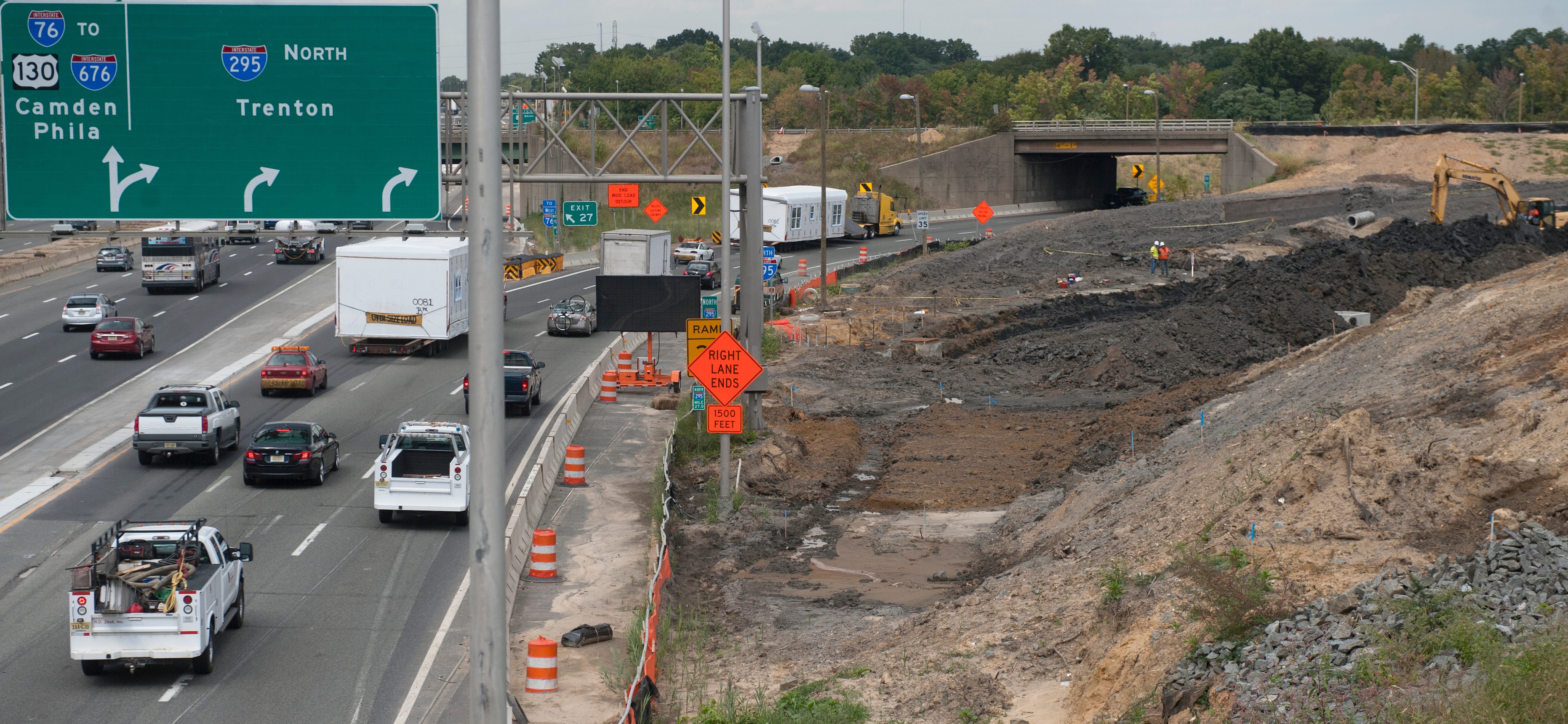 Lanes On I 295 In Bellmawr Nj Closed After Retaining Wall Falls