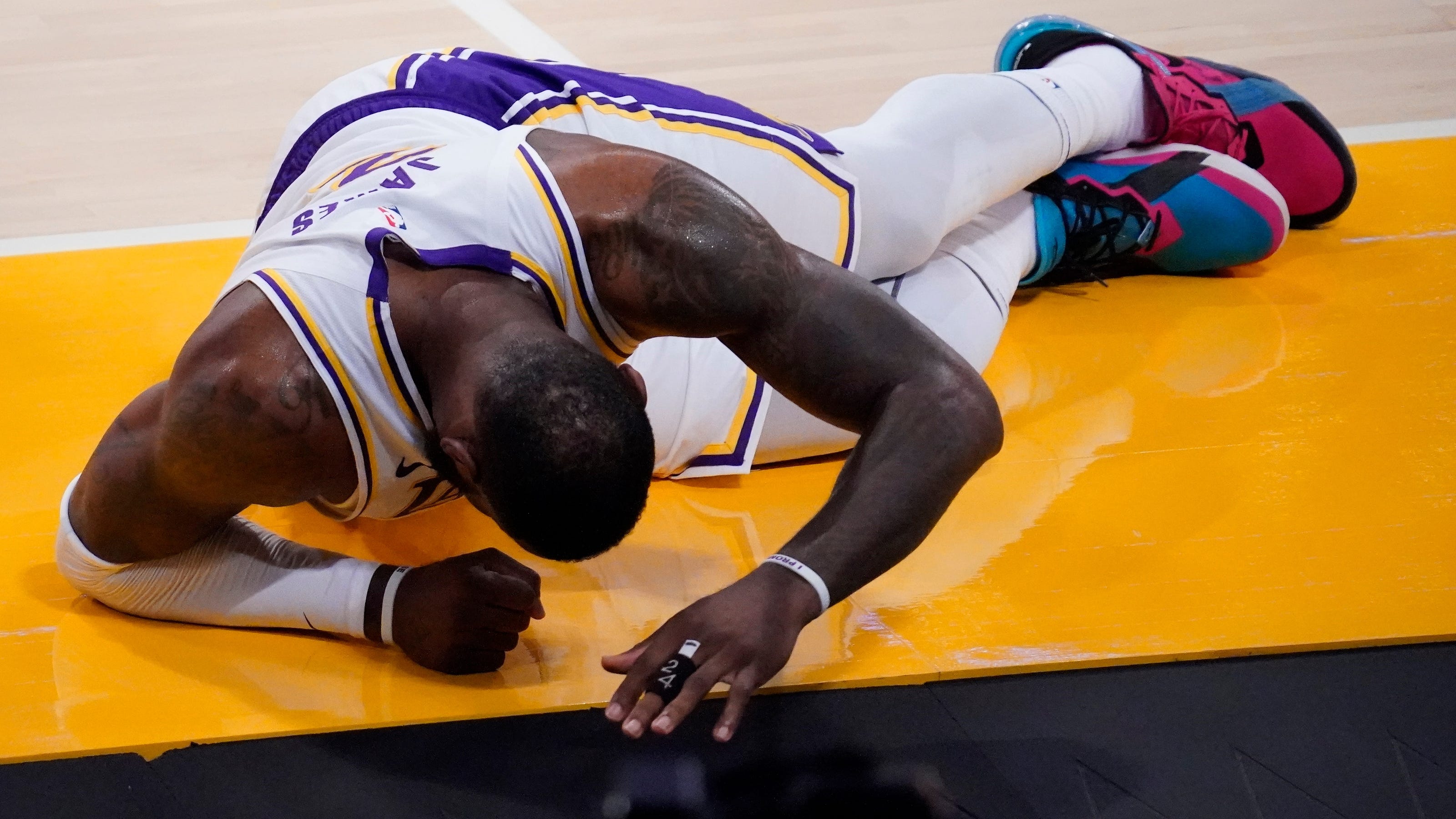 LeBron James injury update Lakers star to miss 35 weeks with ankle