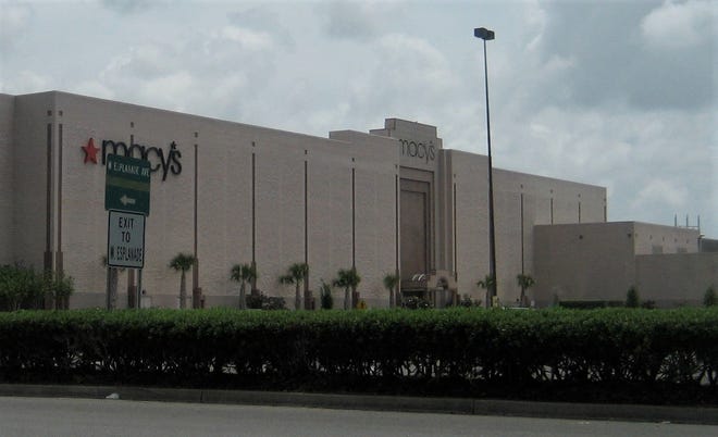Shuttered Macy’s at The Esplanade mall is up for sale Shuttered Macy’s at The Esplanade mall is up for sale