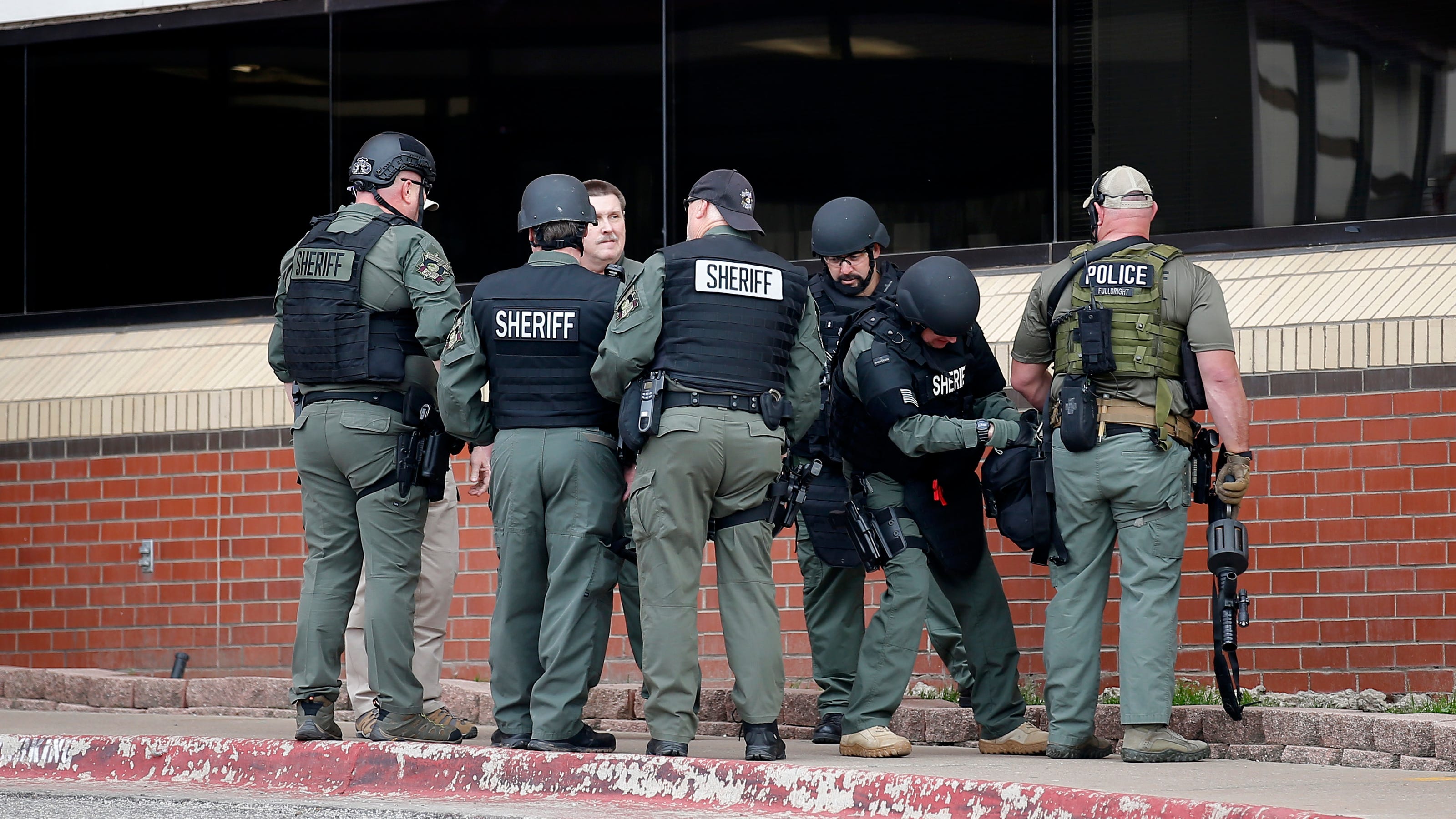 Oklahoma jail hostage situation What we know about video, inmate