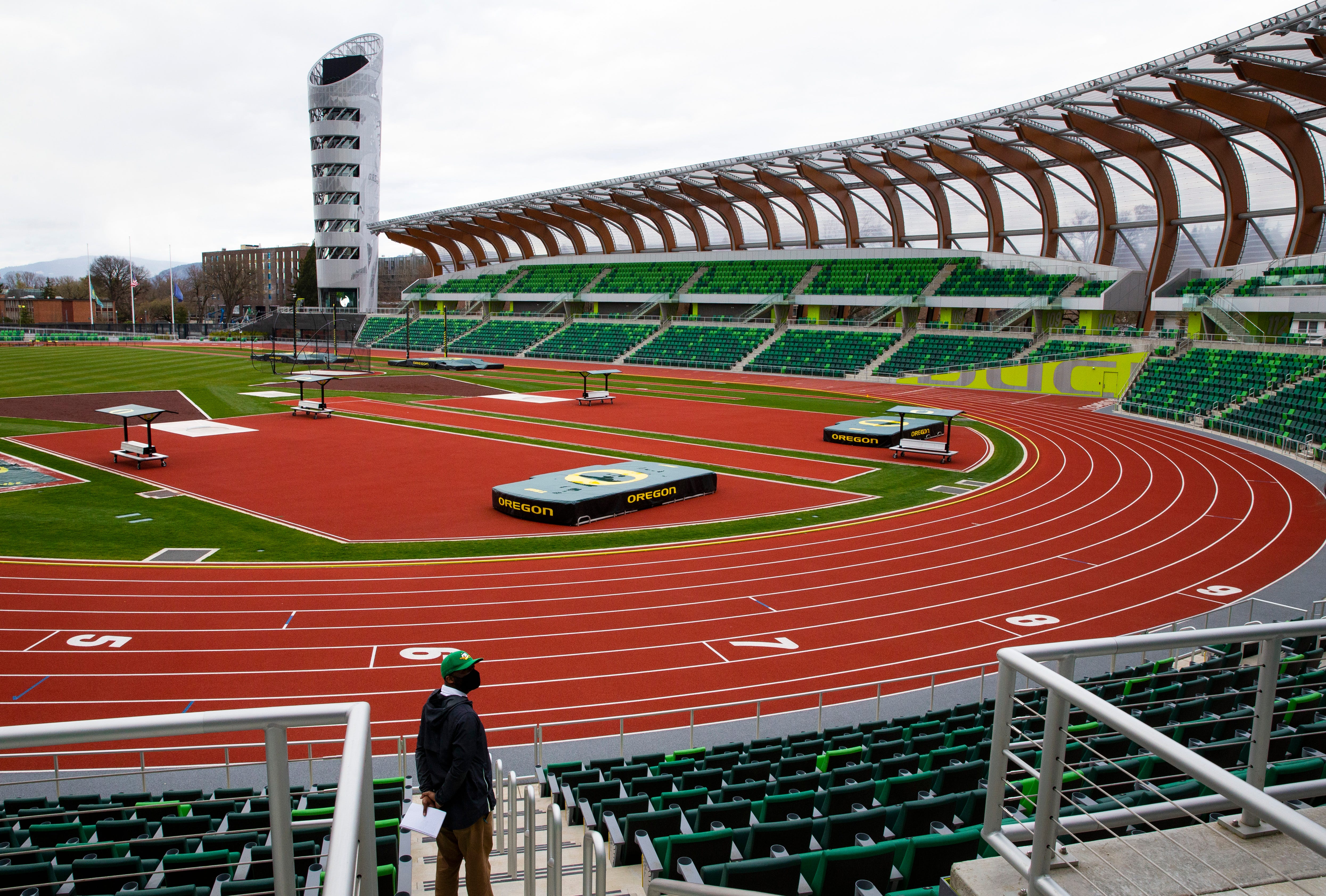 Look Inside University Of Oregon S 0 Million State Of The Art Track Only Hayward Field