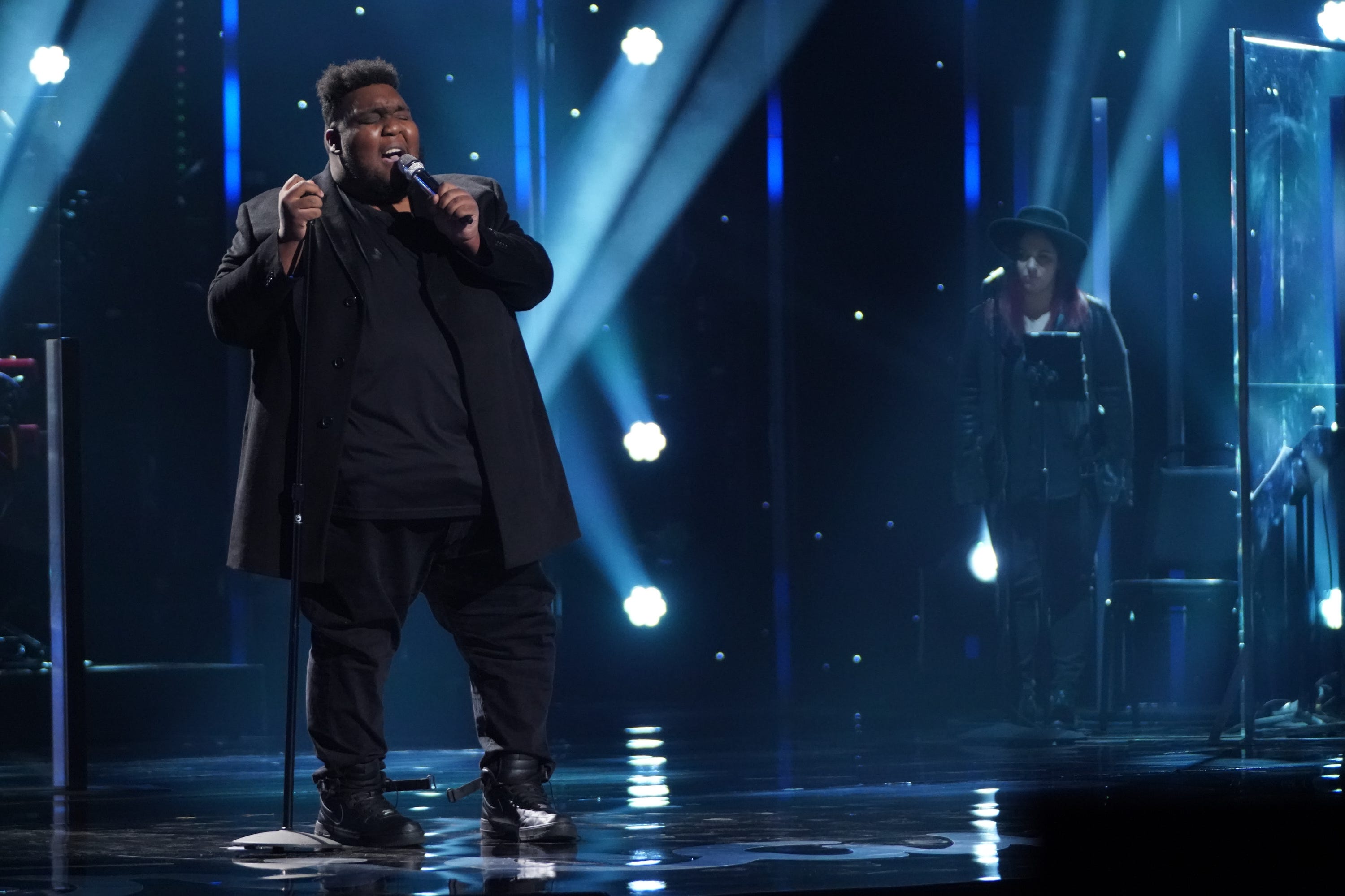 American Idol 2021 Judges Move Willie Spence To Top 24 On Tv Show