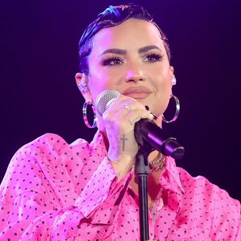 BEVERLY HILLS, CALIFORNIA - MARCH 22: Demi Lovato 