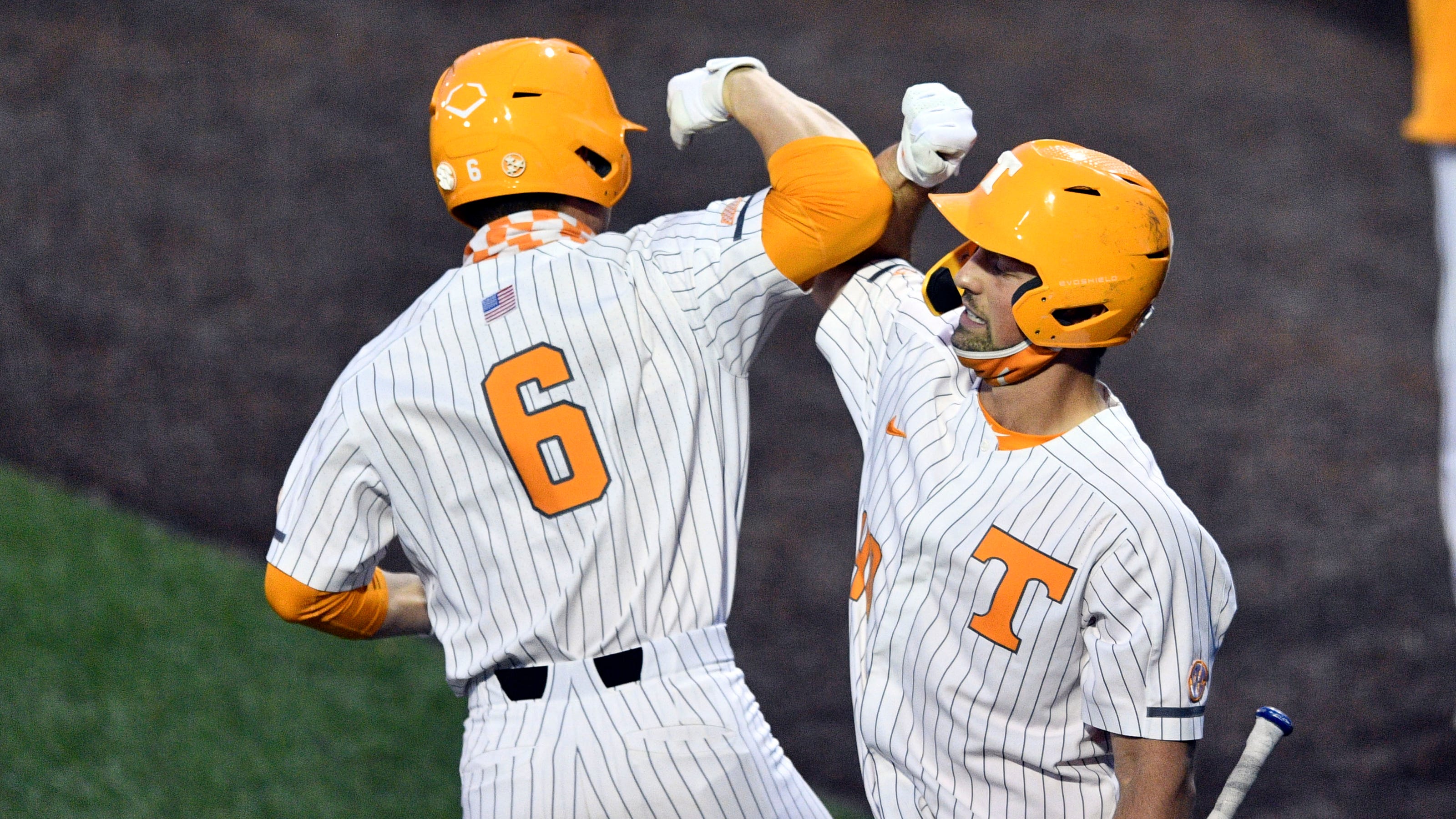 Evan Russell hits three homers to lead Tennessee baseball vs. Vanderbilt