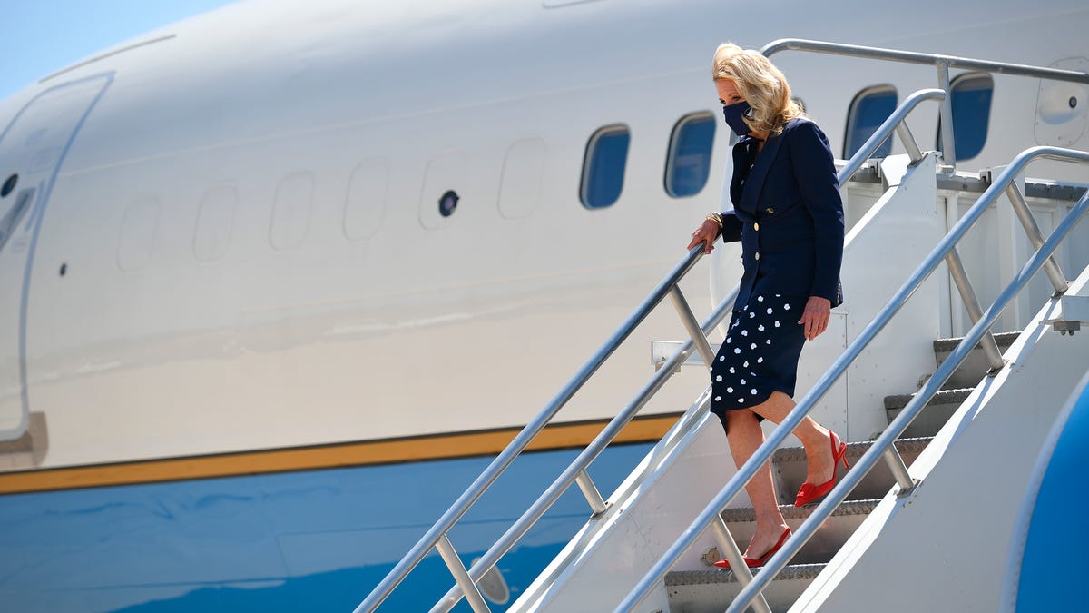 First lady Jill Biden arrives at Meadows Field Airport in Bakersfield, Calif., on Wednesday, March 31, 2021. (Mandel Ngan/Pool via AP)