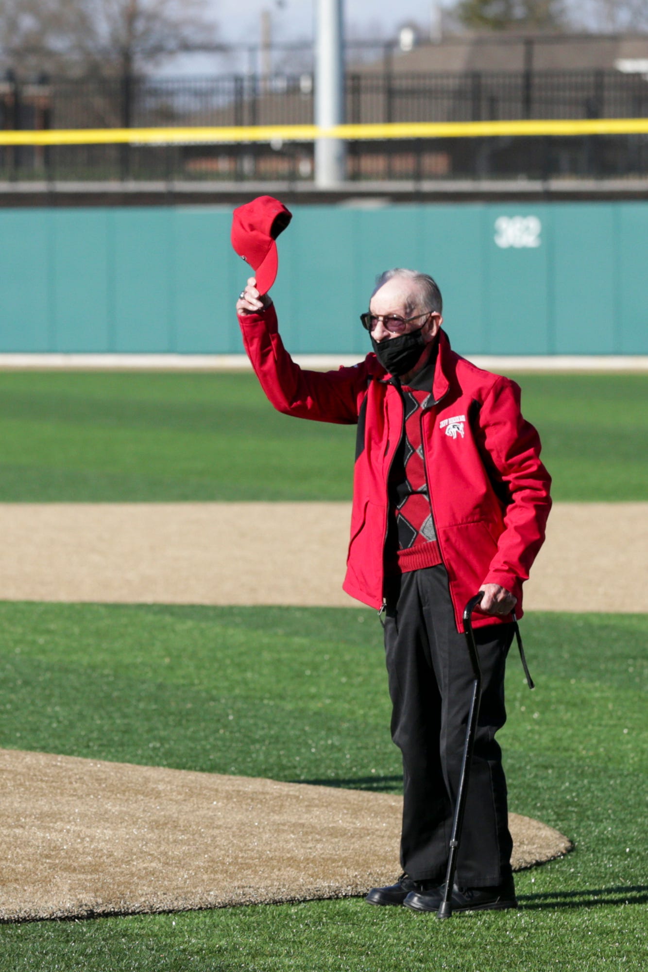 Tribute to former Lafayette Jeff baseball coach 'Spider' Fields 'He's
