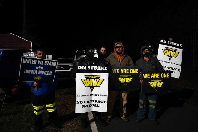 Coal miners in Brookwood went on strike Thursday night after the United Mine Workers of America failed to reach an agreement with Warrior Met Coal Inc.