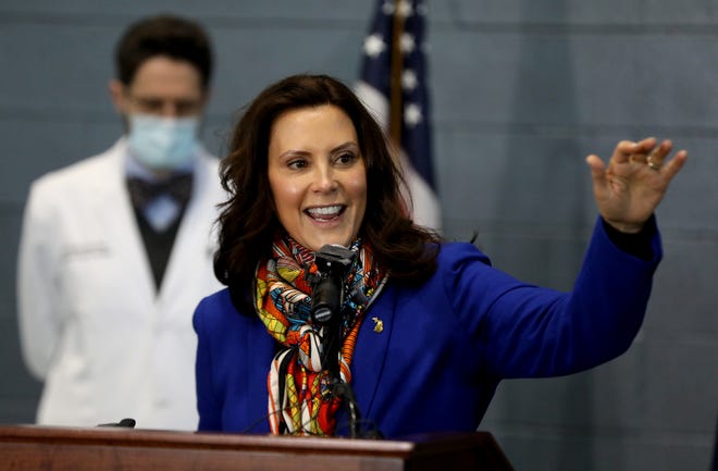 Whitmer a publié un plan pour assouplir les règles du COVID-19 pour la vaccination des Michiganders Whitmer a publié un plan pour assouplir les règles du COVID-19 pour la vaccination des Michiganders