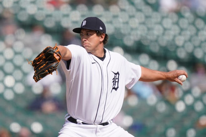 Detroit Tigers send Derek Holland to injured list with shoulder strain