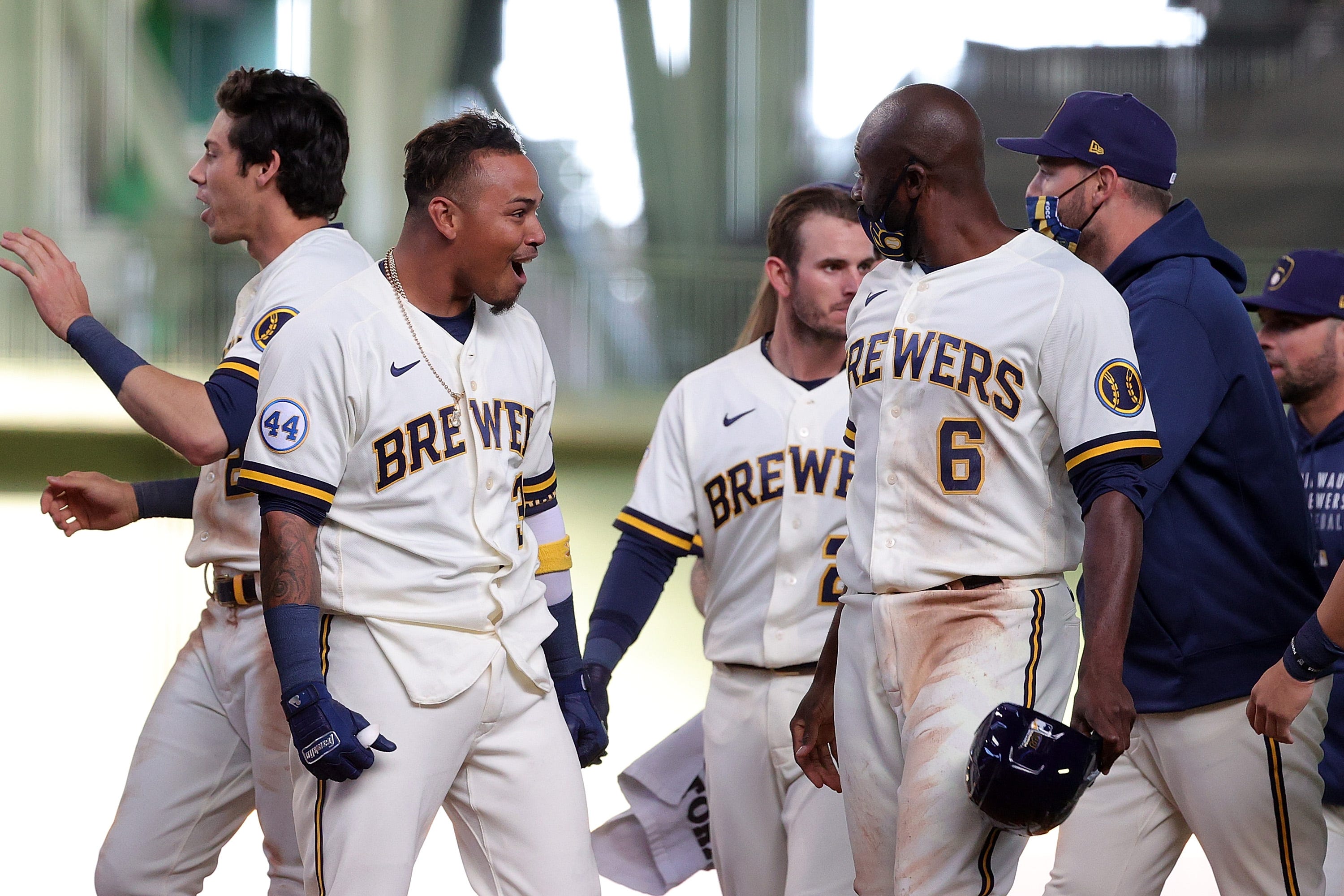 Brewers' Craig Counsell believes runneronsecond rule helps baseball