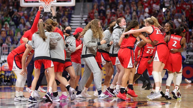 Arizona Women S Basketball Adia Barnes On Viral Middle Fingers Video Arizona Women S Basketball Adia Barnes On Viral Middle Fingers Video
